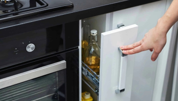 Як вибрати якісну фурнітуру для меблів: поради для практичного інтер’єру