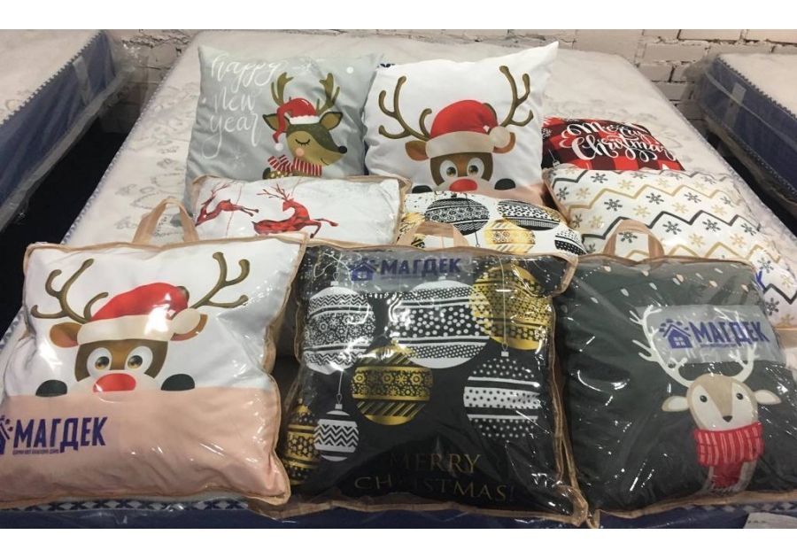 Декоративная подушка "Merry Christmas"